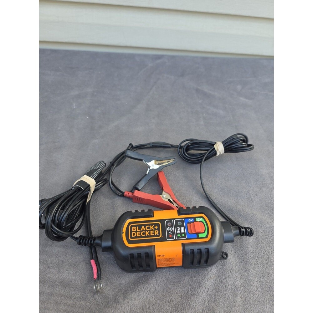 BLACK+DECKER 6v/12v Battery Maintainer/Trickle Charger BM3B